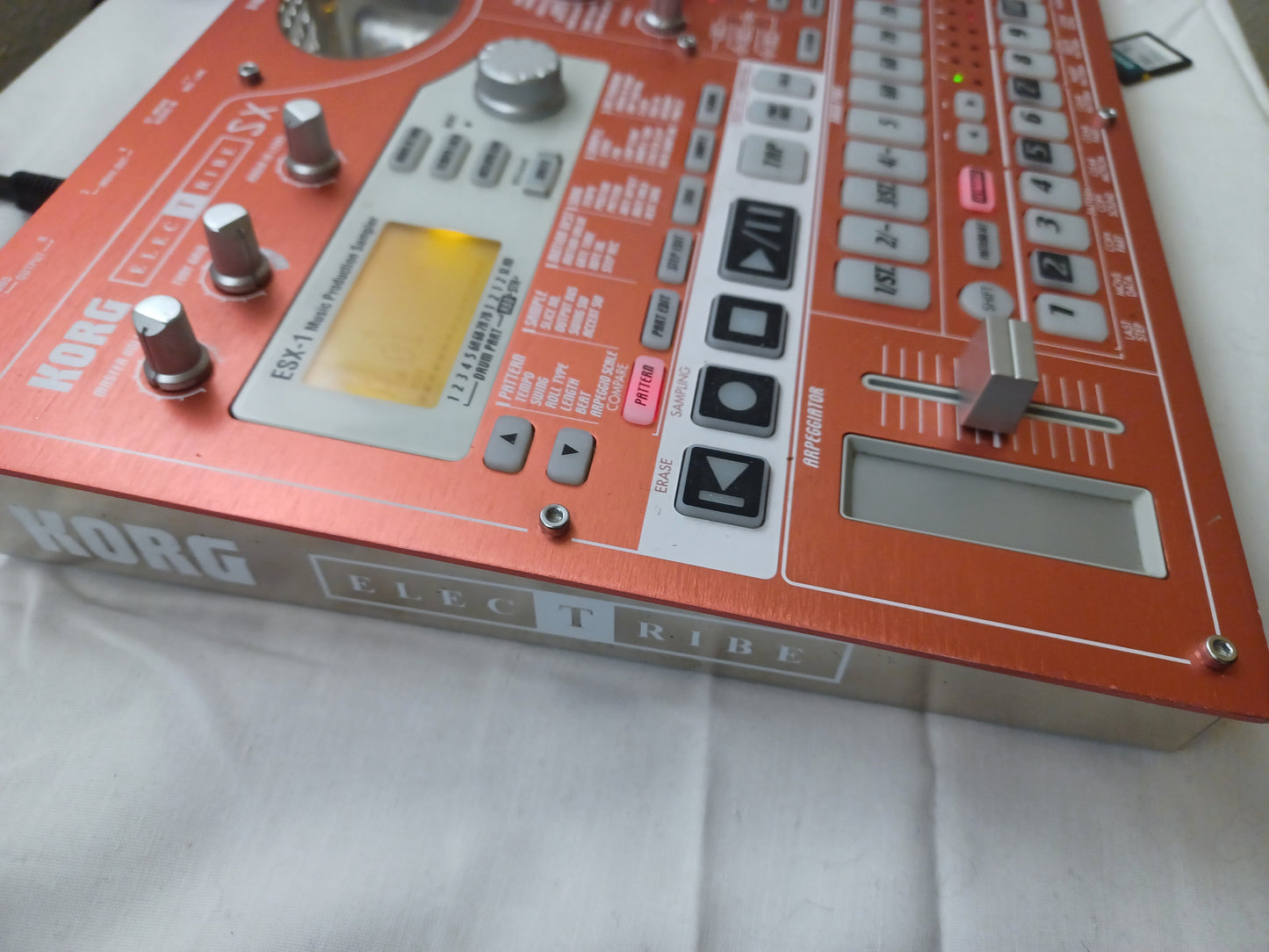 *SOLD* Korg Electribe ESX-1 SD, with 32gb SD Card and 120 .esx files *SOLD*