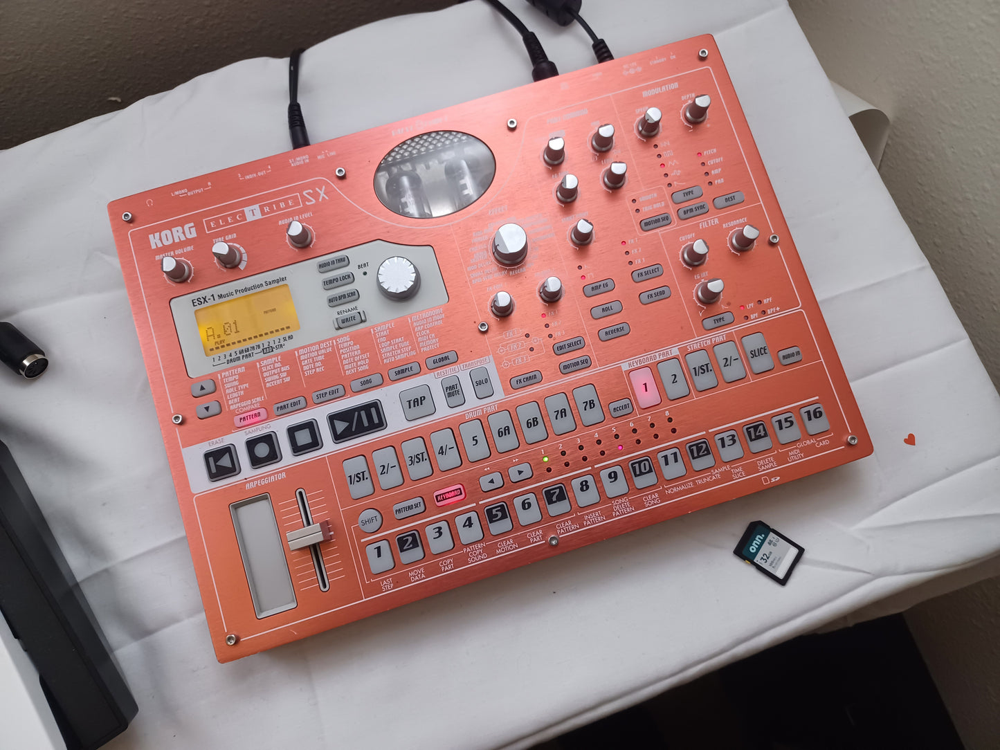 *SOLD* Korg Electribe ESX-1 SD, with 32gb SD Card and 120 .esx files *SOLD*