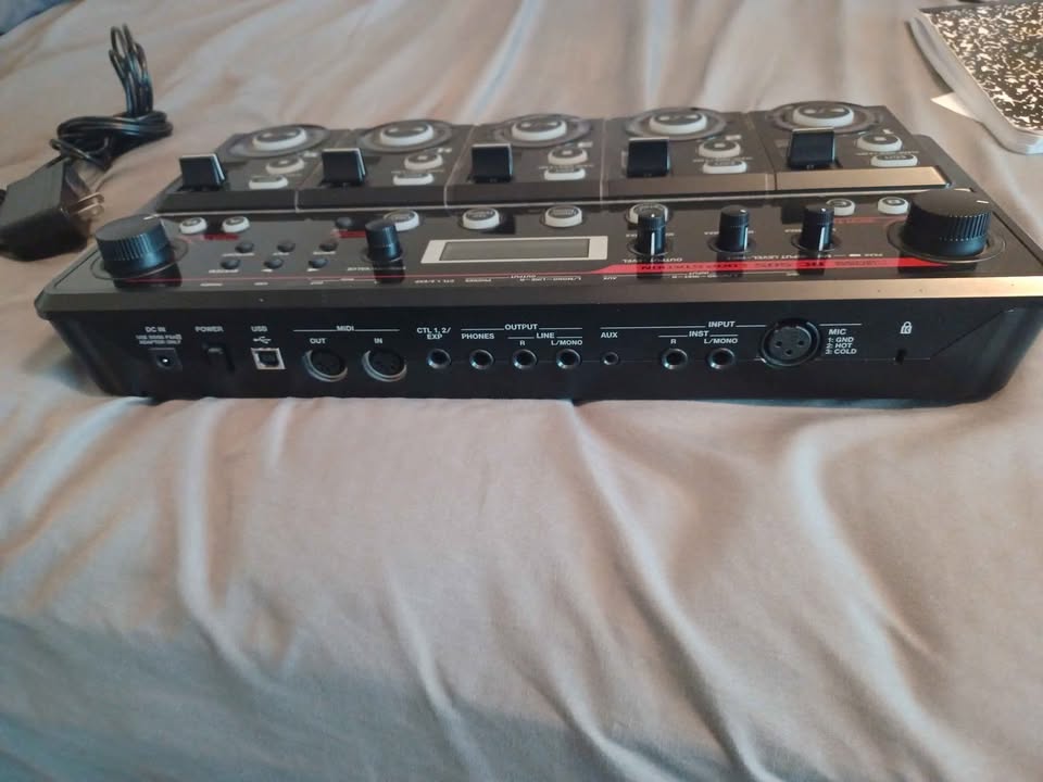 GEAR: Boss RC-505 5-channel audio looper w/ midi